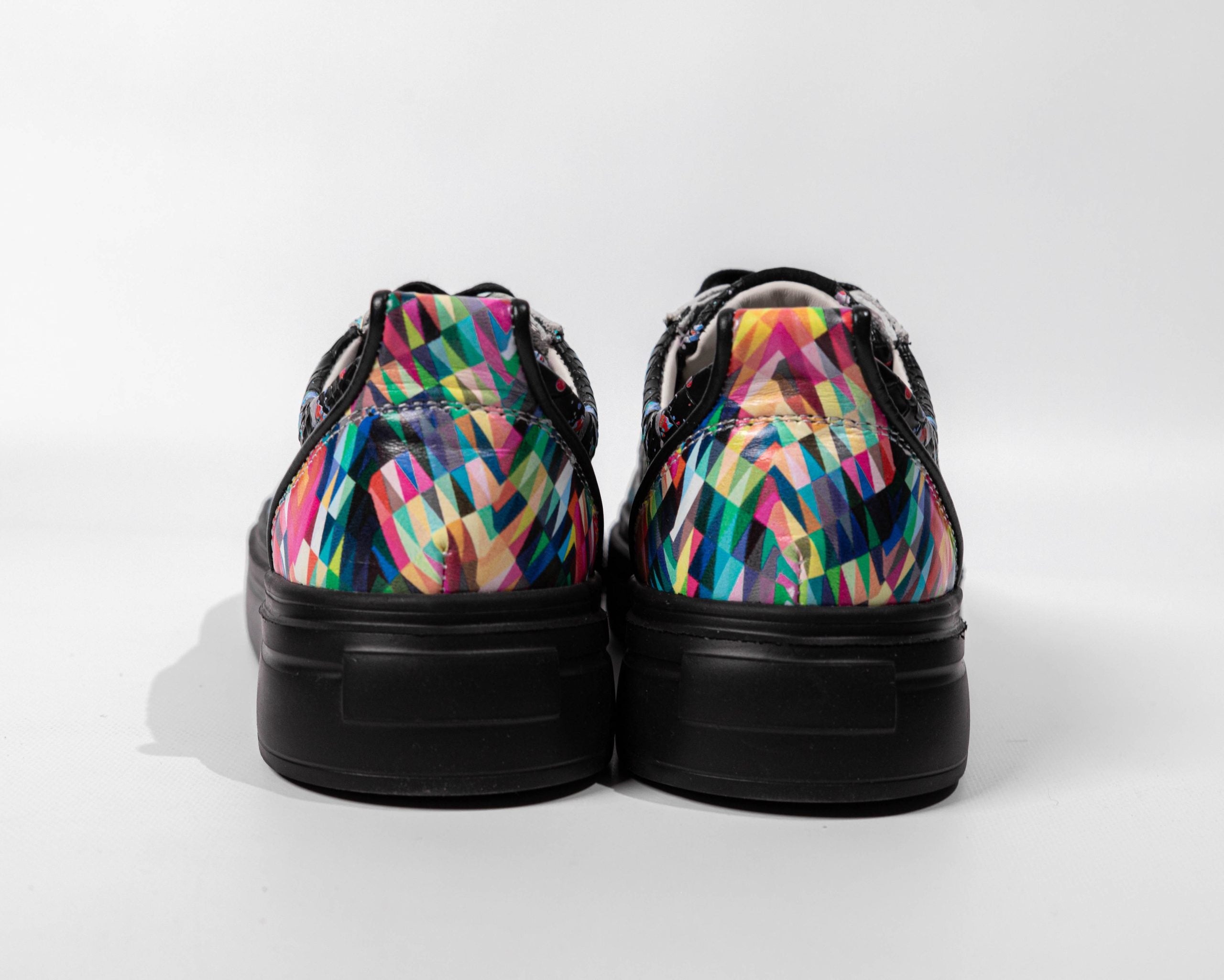 Pantof sport jos LB102-09