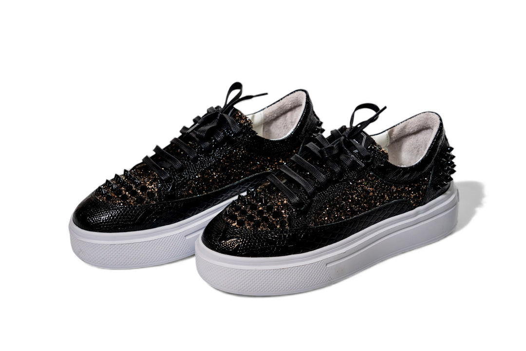 Low Sneakers MJ102-03